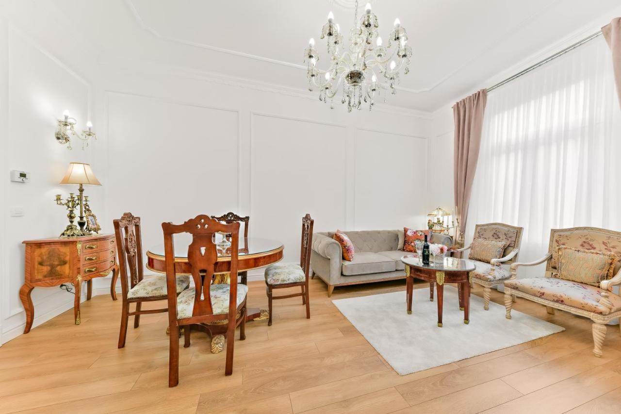 Luxury Class Apartment - 1St Floor, Large Apartment, Downtown, Newly Renovated, Fast Wifi, 4X Air Conditioning ザグレブ エクステリア 写真