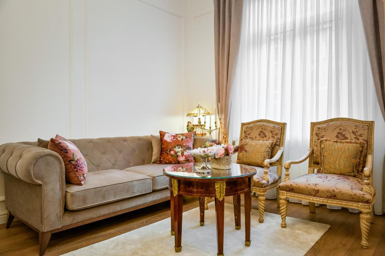 Luxury Class Apartment - 1St Floor, Large Apartment, Downtown, Newly Renovated, Fast Wifi, 4X Air Conditioning ザグレブ エクステリア 写真