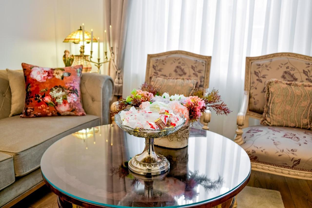 Luxury Class Apartment - 1St Floor, Large Apartment, Downtown, Newly Renovated, Fast Wifi, 4X Air Conditioning ザグレブ エクステリア 写真