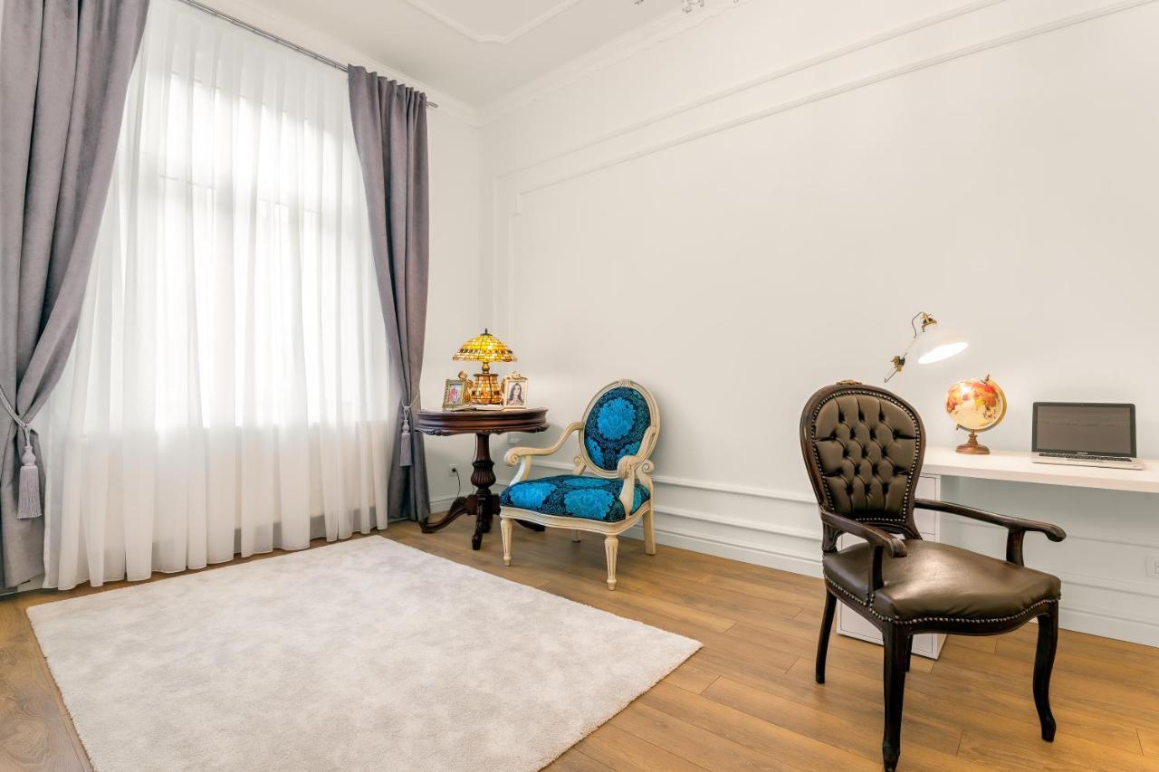 Luxury Class Apartment - 1St Floor, Large Apartment, Downtown, Newly Renovated, Fast Wifi, 4X Air Conditioning ザグレブ エクステリア 写真